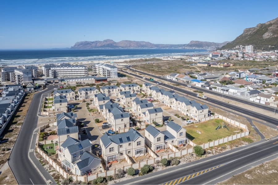 3 Bedroom Property for Sale in Costa Da Gama Western Cape